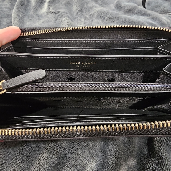 kate spade New York Black Floral Tote with Wristlet - Picture 14 of 14